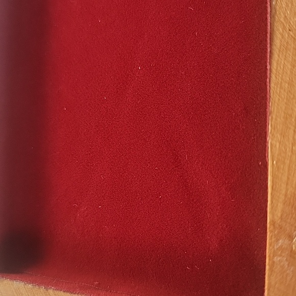 Artel La Paz Wooden Box with Mother of Pearl Inlaid Bird Design - Picture 9 of 11